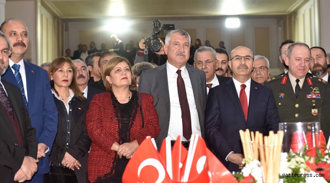 Adana’da yapılan kutlamalar, zafere götüren tarihsel bilinçle pekişti!