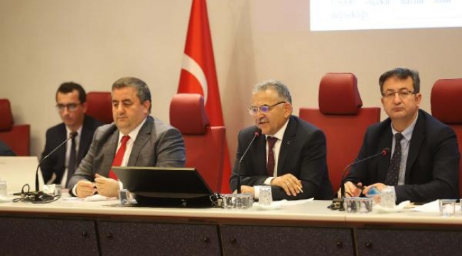 Büyükşehir meclisinde 48 madde görüşüldü
