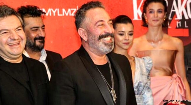 Cem Yılmaz'ın yeni filmi Karakomik Filmler 2'de Deli ve Emanet'in galası dün gece yapıldı!