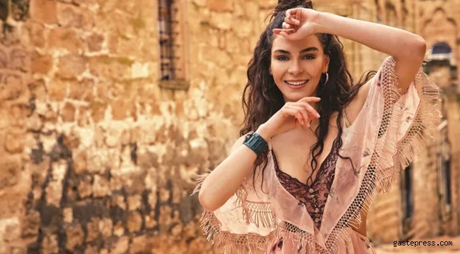 Hercai'nin Reyyan'ı Ebru Şahin kiminle yakalandı!
