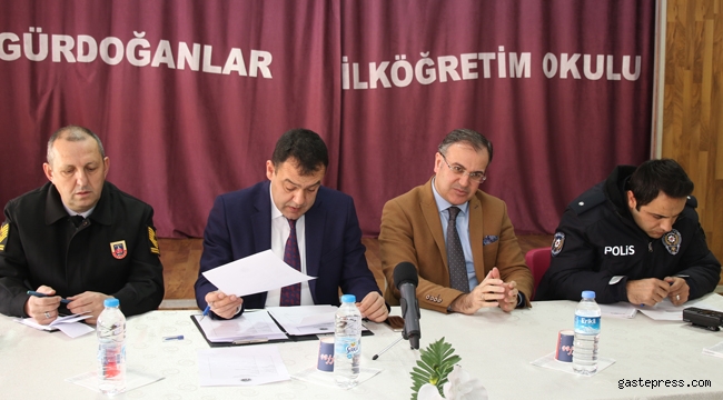 Kayseri Hacılar’da Güvenlik ve Muhtarlar Toplantısı Yapıldı!