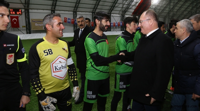Sivas'ta Yapılan Futbol Turnuvasından Şampiyon Esentepe Mahallesi Oldu!