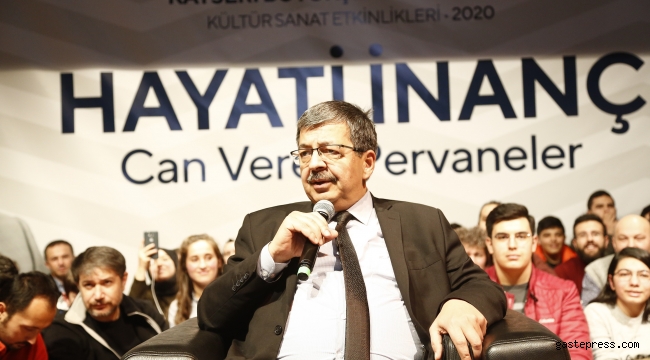 Yazar Hayati İnanç Kayseri Şehir Tiyatrosu’nda söyleşiye katıldı