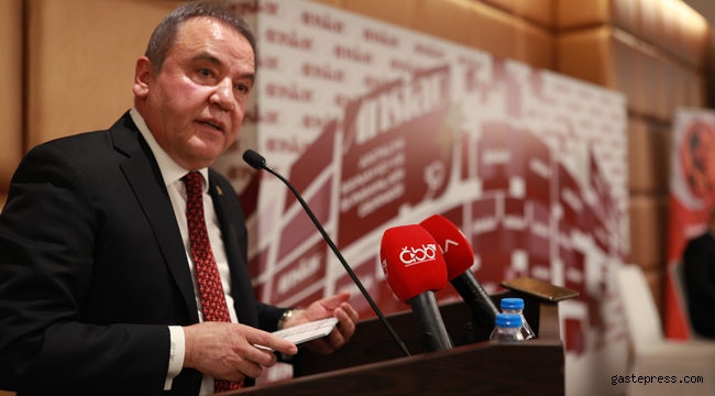 Antalya'da Başkan Böcek iş insanlarına projelerini anlattı!
