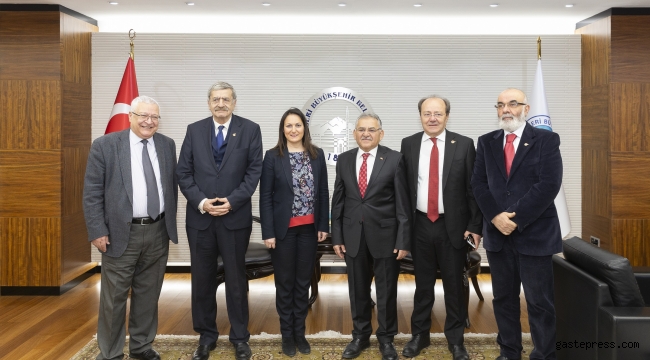 Avrupa Birliği Türkiye Delegasyonu Başkan Yardımcısı Pertzinidou, Başkan Büyükkılıç’ı ziyaret etti