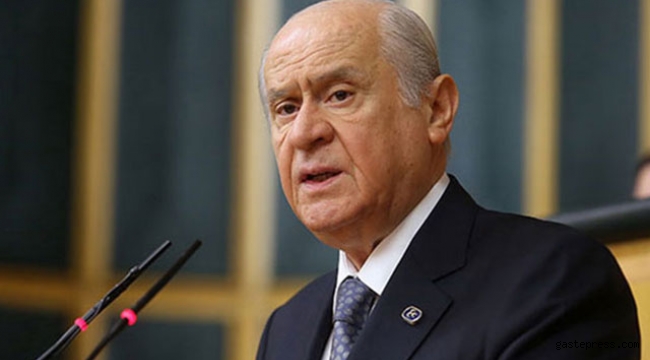 Bahçeli: Mustafa Akıncı'nın görevinden affını istemesi temennimizdir.