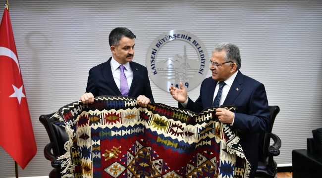 Bakan Pakdemirli Kayseri Büyükşehir'de