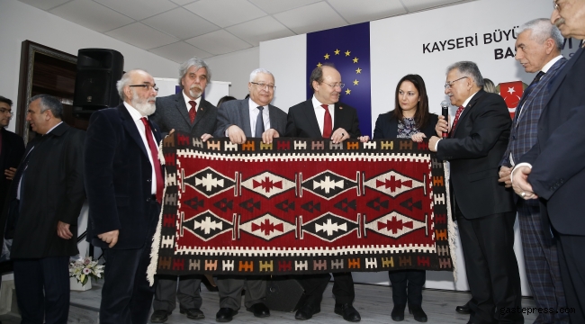Başkan Büyükkılıç, Basın Evi’nin açılışına katıldı