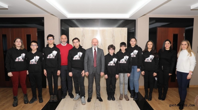  Başkan Çolakbayrakdar, İnsan Odaklı Teknolojik Şehirler İnşa Edilmeli.