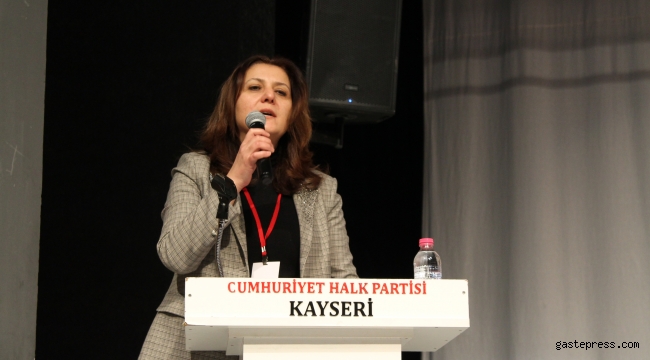 CHP İl Kongresinde Ümit Özer güven tazeledi