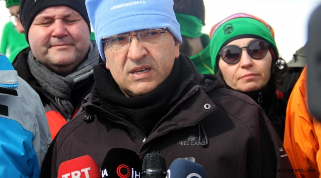 Erciyes Kayak Merkezi'nde 'çığ' eğitimi