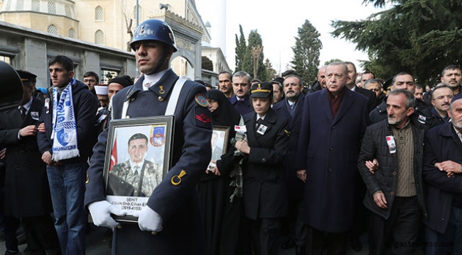 Erdoğan Van şehidi Cihan Erat'ın cenazesine katıldı