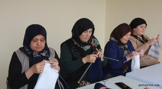 Eskişehir Büyükşehir Belediyesi Esmek İle Kadınların Yüzünü Güldürüyor