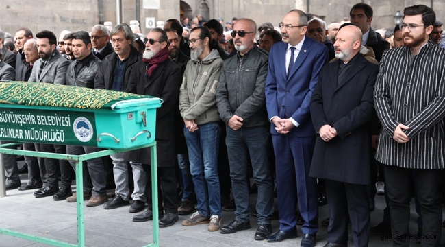 Hayati Ağaşe son yolculuğuna uğurlandı!