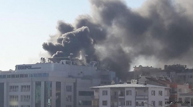 İzmir'de, özel hastanede yangın