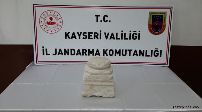 Kayseri'de 1800 yıllık tarihi sütun ele geçirildi