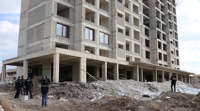 Kayseri'de Sıhhi tesisat ustası moloz yığınları arasında ölü bulundu!