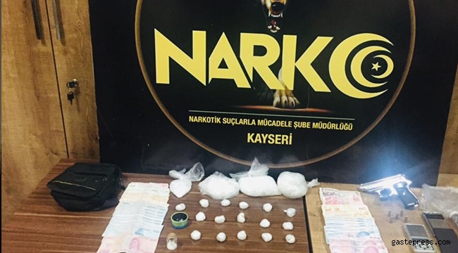 Kayseri'de uyuşturucu satıcısı 4 kişi yakalandı