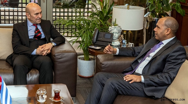 Küba Büyükelçisi İzmir Büyükşehir Belediye Başkanı Tunç Soyer’i ziyaret etti!