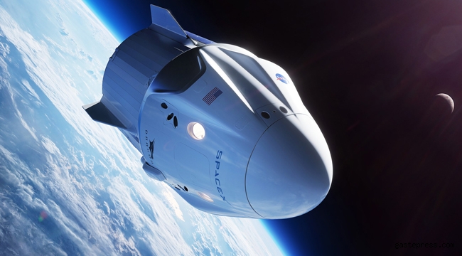 SpaceX'in Uzay turizmine gelecek yıl başlayacağı açıklandı!