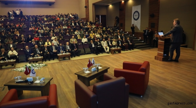 Başkan Palancıoğlu Dijital Dönüşüm Konferansına Katıldı