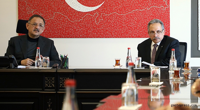 Kayseri Talas'da Başkan Mustafa Yalçın'dan Mehmet Özhaseki'ye Proje Sunumu!