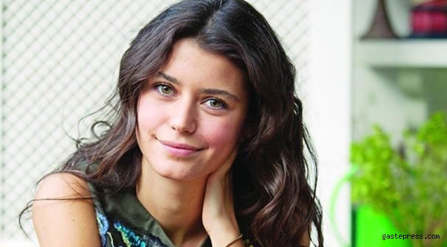 Beren Saat Instagram'ı salladı!
