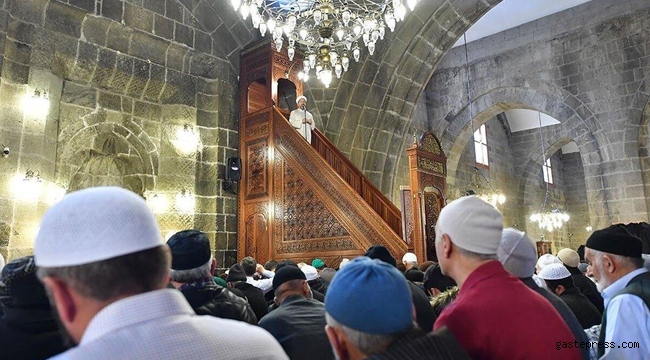 Din İşleri Yüksek Kurulu Cuma Namazı Açıklaması!