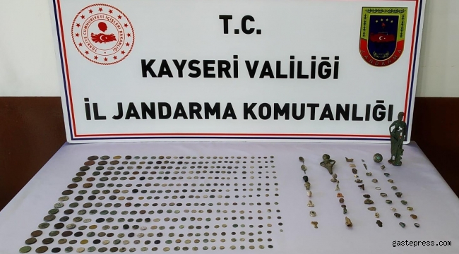 Kayseri'de tarihi eser kaçakçılığı operasyonu: 2 gözaltı