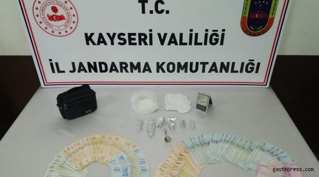 Kayseri'de uyuşturucu gözaltısı