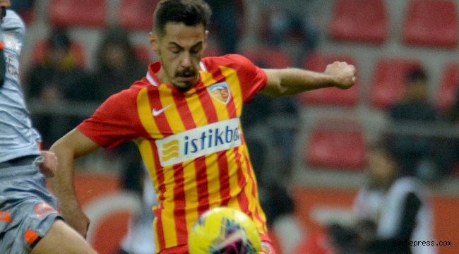 Kayserisporlu futbolcu Yasir Subaşı: Ligde kalacağımıza inanıyorum