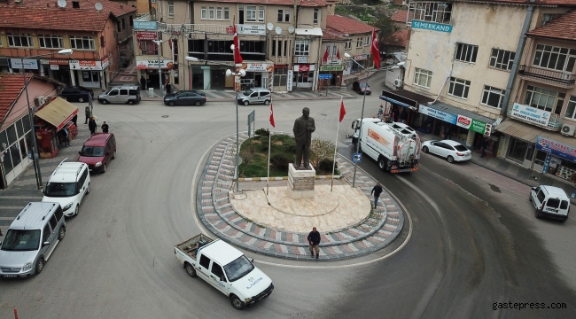 Malatya Belediyesi Sokak ve Cadde Temizliğine Devam Ediyor