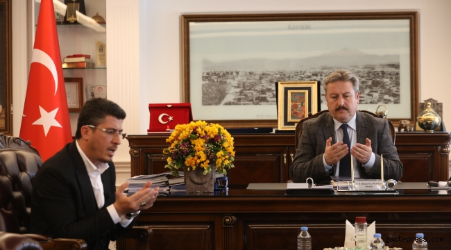 Melikgazi Belediye Başkanı Dr. Mustafa Palancıoğlu, Miraç Kandili Mesajı Yayımladı.