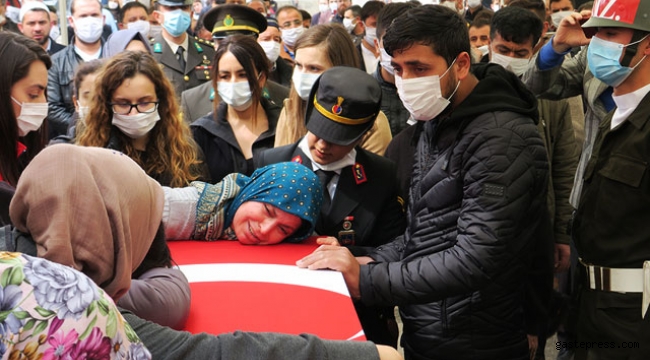 Şehit Uzman Onbaşı Karakaya, son yolculuğuna uğurlandı