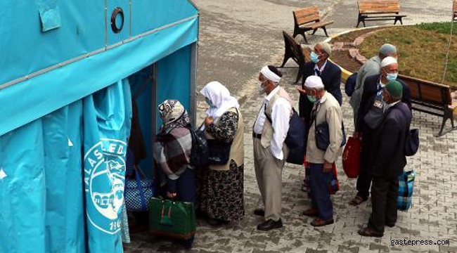 Umreden dönen 315 kişi, Kayseri'de yurtta gözlem altında!