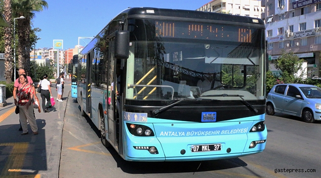 Antalya'da 3 günlük sokağa çıkma yasağında çalışanlar için 17 hat seferde olacak!