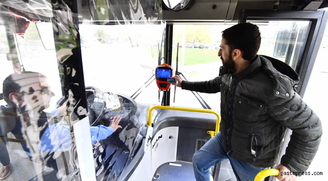 Başkent Ankara'da Otobüs Şoförlerine Koronavirüs Önlemi!
