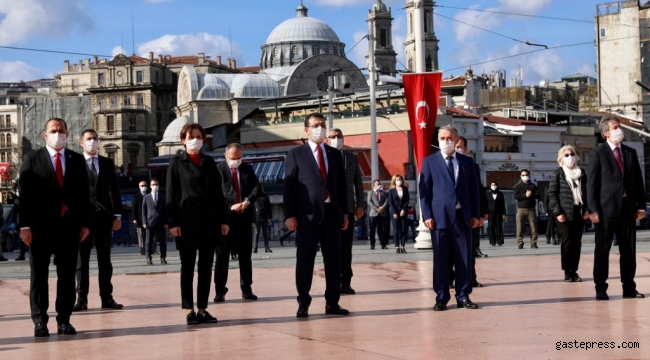 İmamoğlu, 23 Nisan'ın 100'ncü Yıldönümünde Taksim'deydi