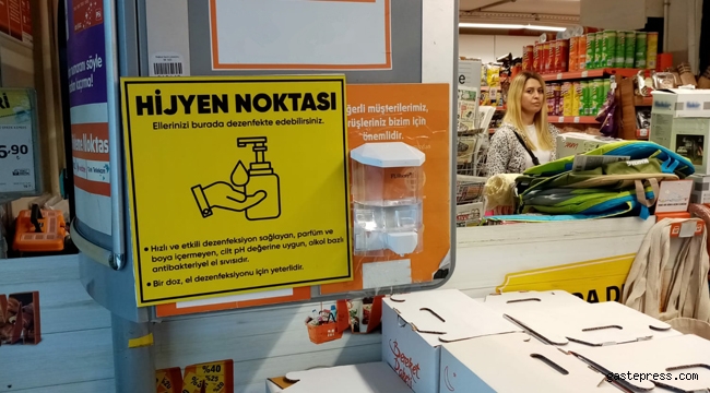 İzmir'de Marketlere dezenfektan ve maske denetimi yapıldı!