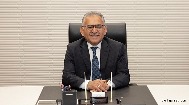 Kayseri Büyükşehir 21 Gündür Maske Üretip, Ücretsiz Dağıtıyor.