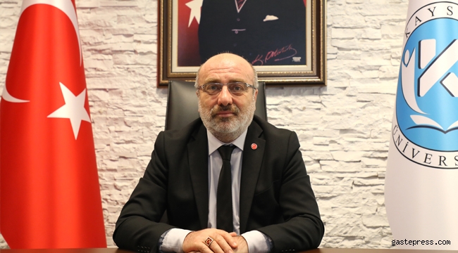 Kayseri Üniversitesi Rektörü Kurtuluş Karamustafa’nın Berat Kandili Mesajı!