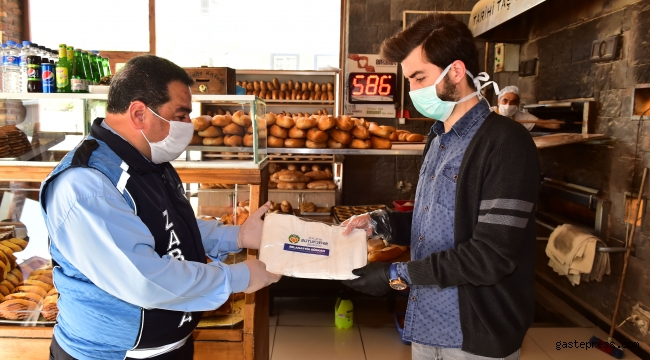 Malatya Büyükşehir Belediyesi'nden Fırıncılara Maske Dağıtımı