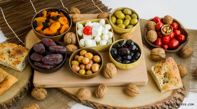 Ramazan Ayı'nda sofranızdan eksik olmaması gereken 5 besin!