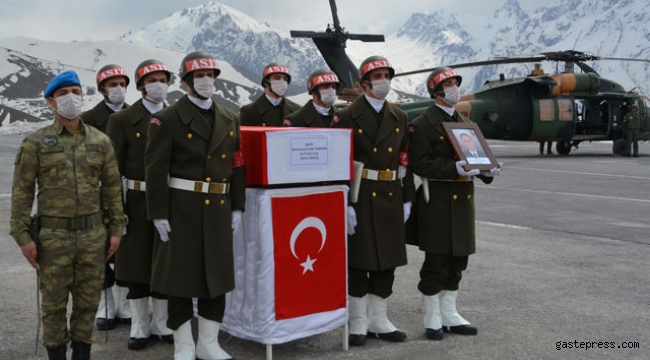 Şehit Uzman Çavuş Durhan için Hakkari'de tören 