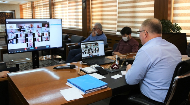 Sivas'da Başkan Bilgin Muhtarlarla Video Konferans Toplantısı Yaptı!