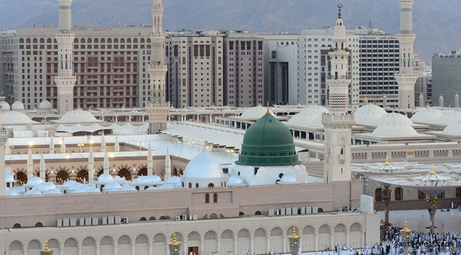 Suudi Arabistan'da Mekke ve Medine'de tam gün sokağa çıkma yasağı ilan edildi!