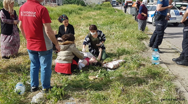 Avcılar'da sokakta eşinin sırtından bıçakladığı kadın ağır yaralandı