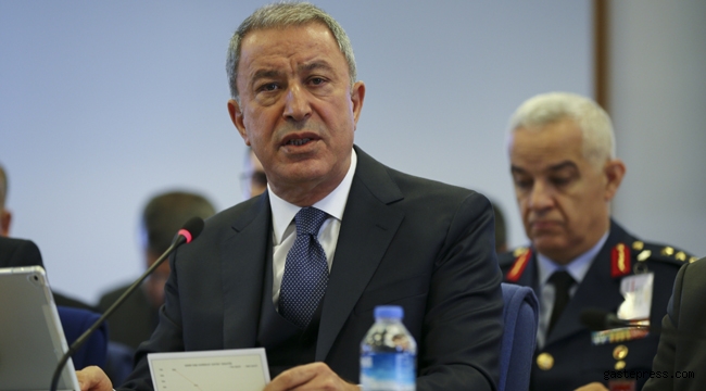 Bakan Hulusi Akar 1 Ocak'tan bu yana 1359 terörist etkisiz hale getirildi!