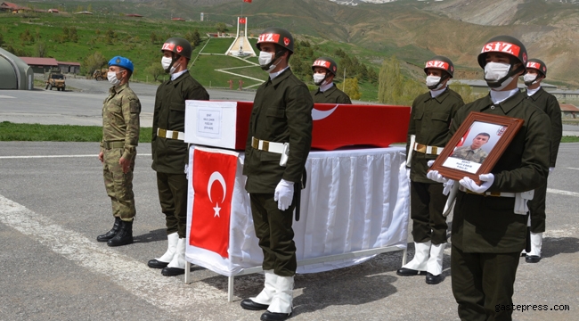 Hakkari'de 1 askerimiz şehit oldu!