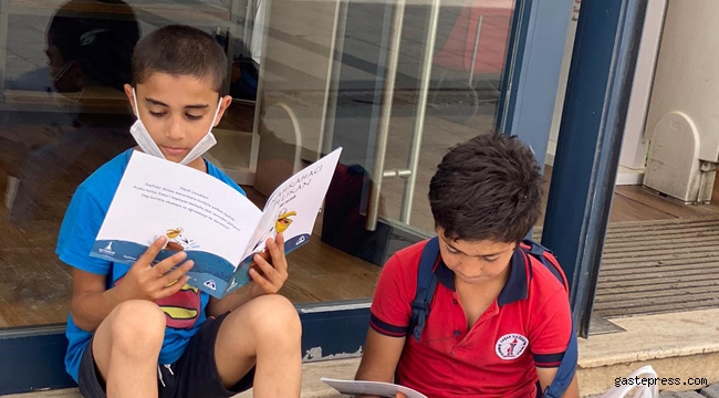 İZELMAN’dan çocuklara 10 bin kitap
